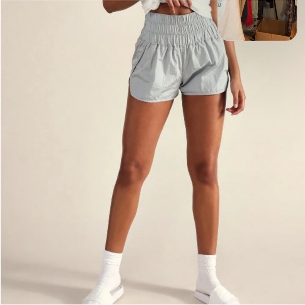 NWOT - Free People FP Movement “The Way Home” Shorts , Size XS, lined, Gray.